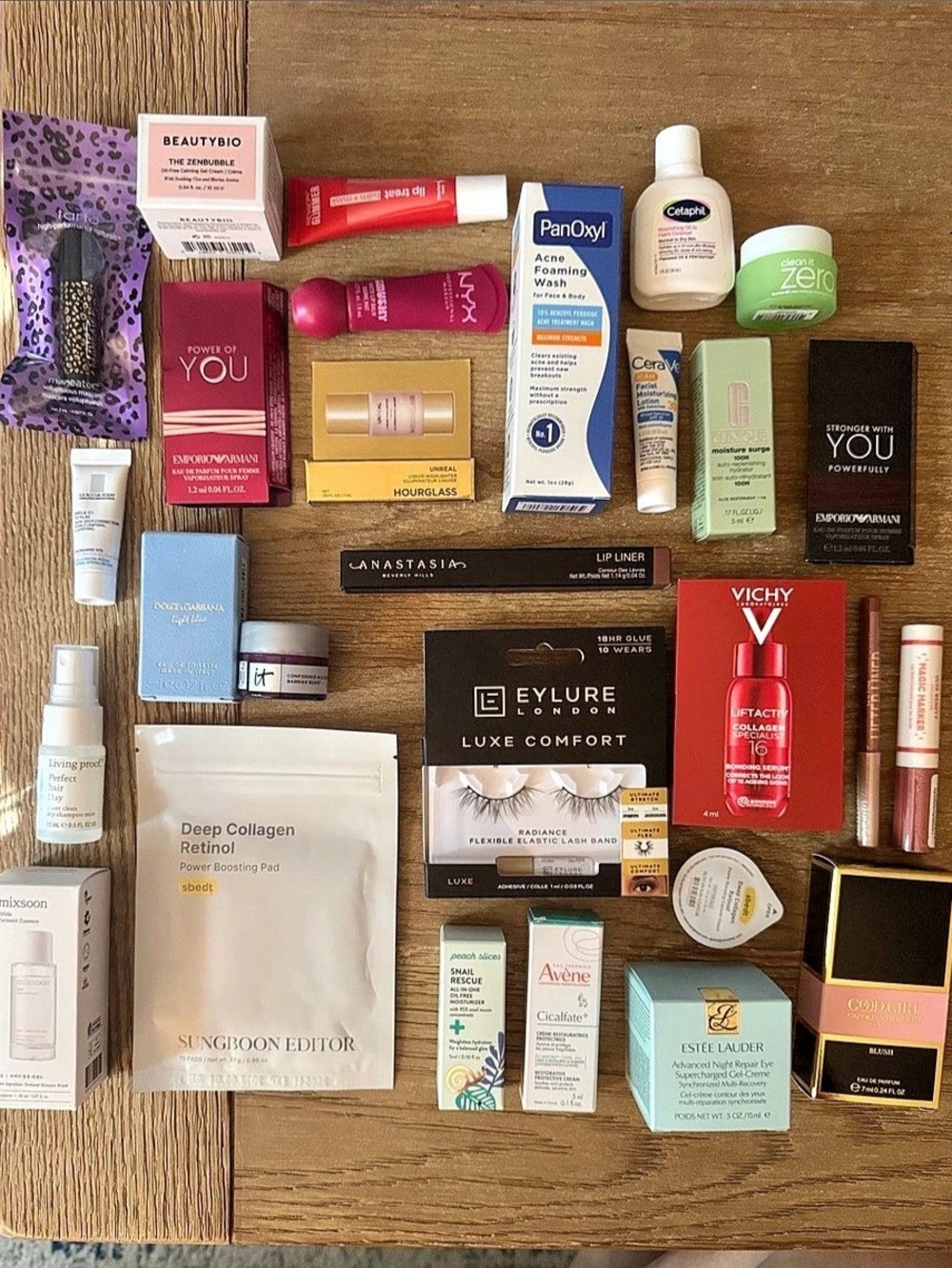 28 Piece Skincare & Beauty Assortment